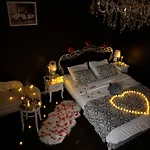 Apartment Apartments Near The Opera Lviv