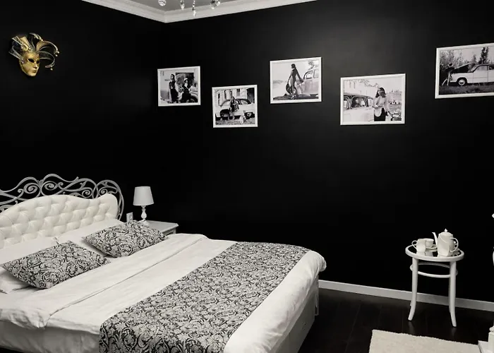 Near The Opera לבוב